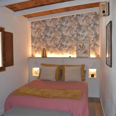 85, Boutique Privada Con Piscina 別荘 *